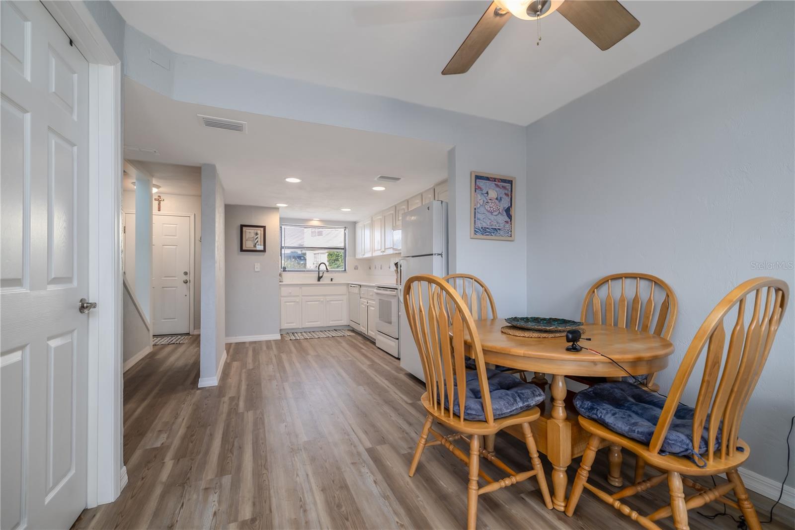THE LIGHTHOUSE DUNES OF OAKRIDGE VILLAGE - Residential