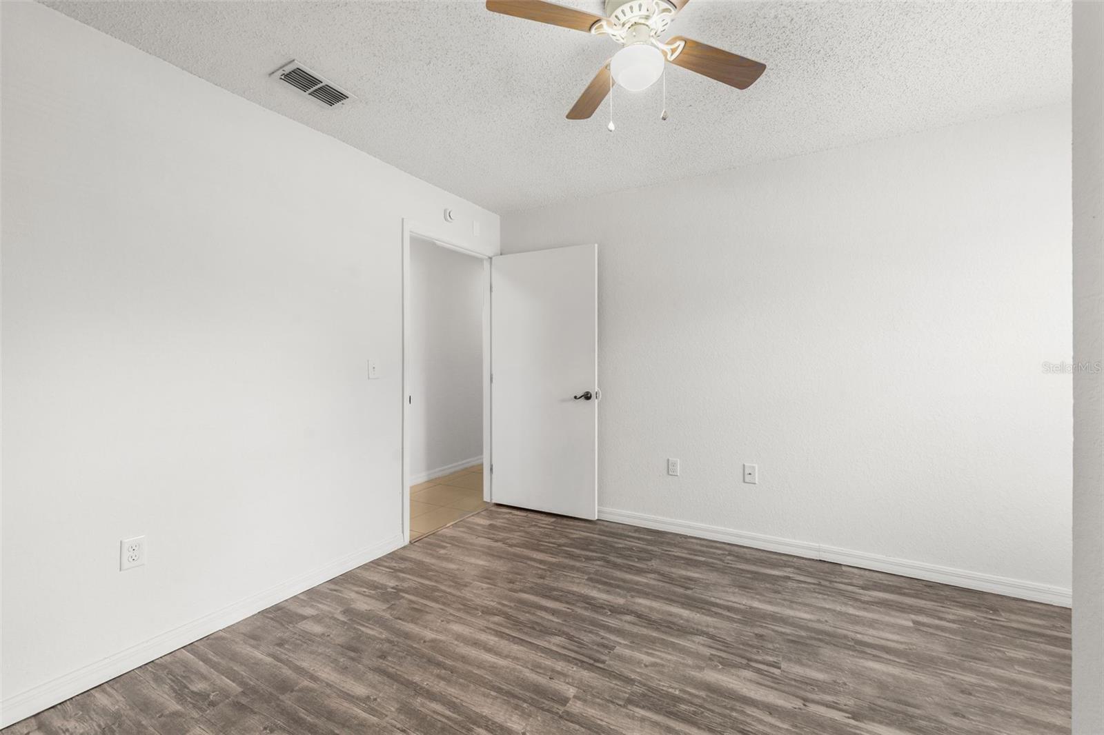 WINDSOR PARK AT GAINESVILLE PH II CONDO - Residential