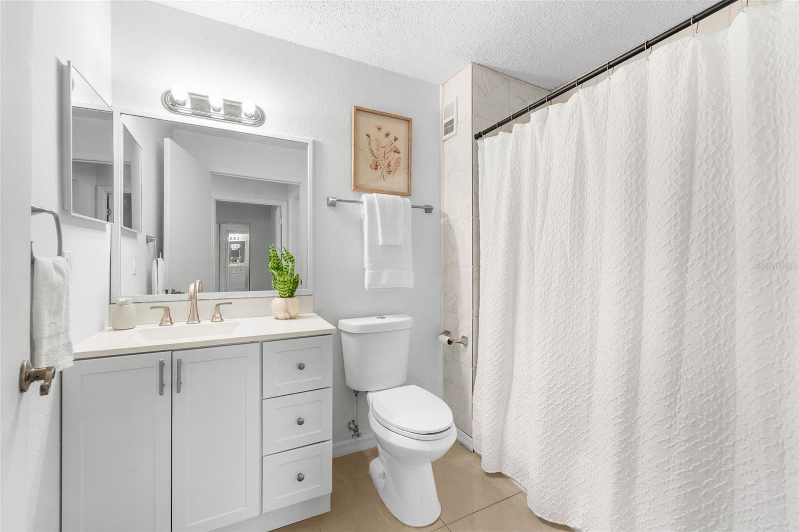 WINDSOR PARK AT GAINESVILLE PH II CONDO - Residential