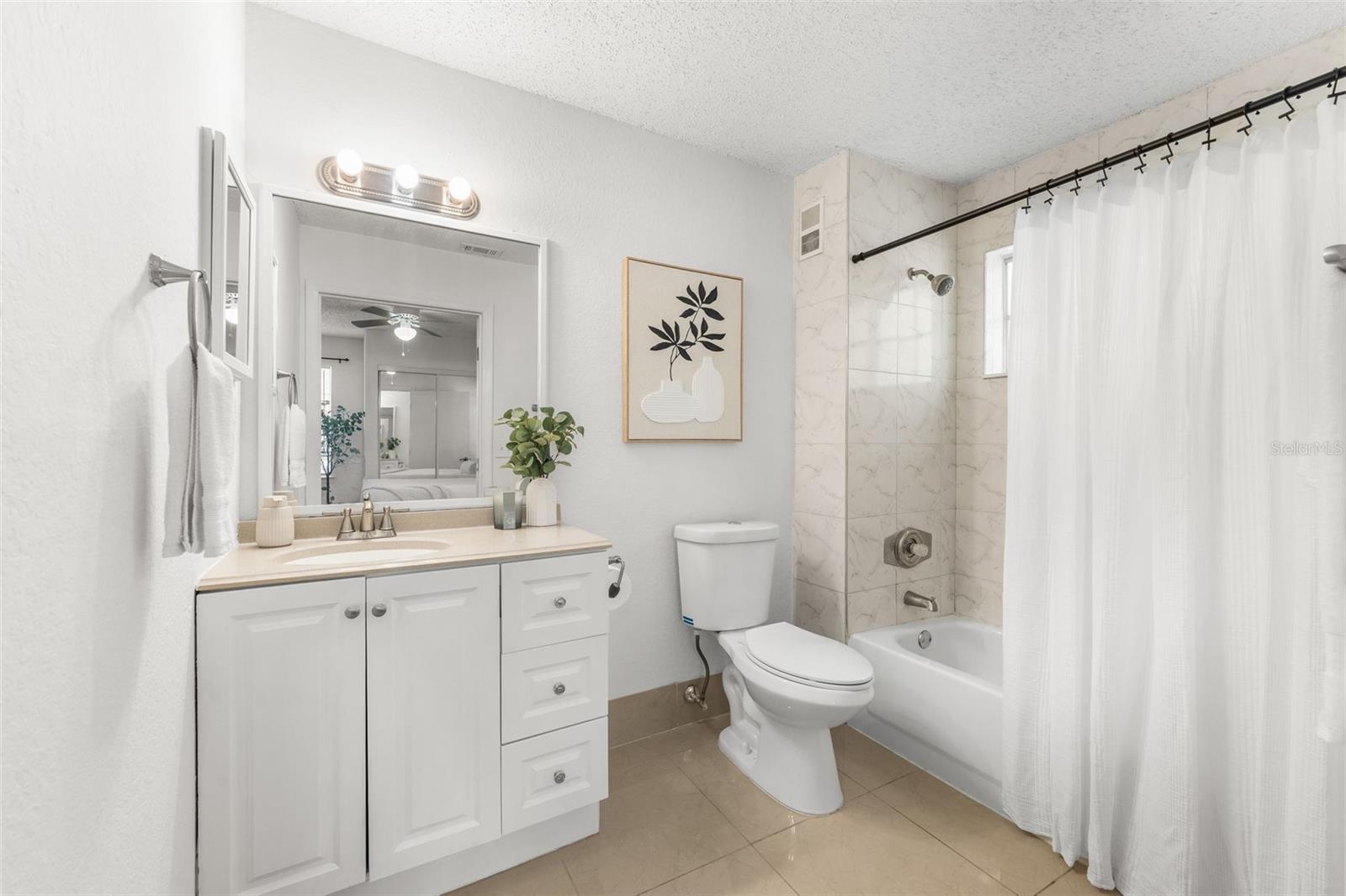WINDSOR PARK AT GAINESVILLE PH II CONDO - Residential