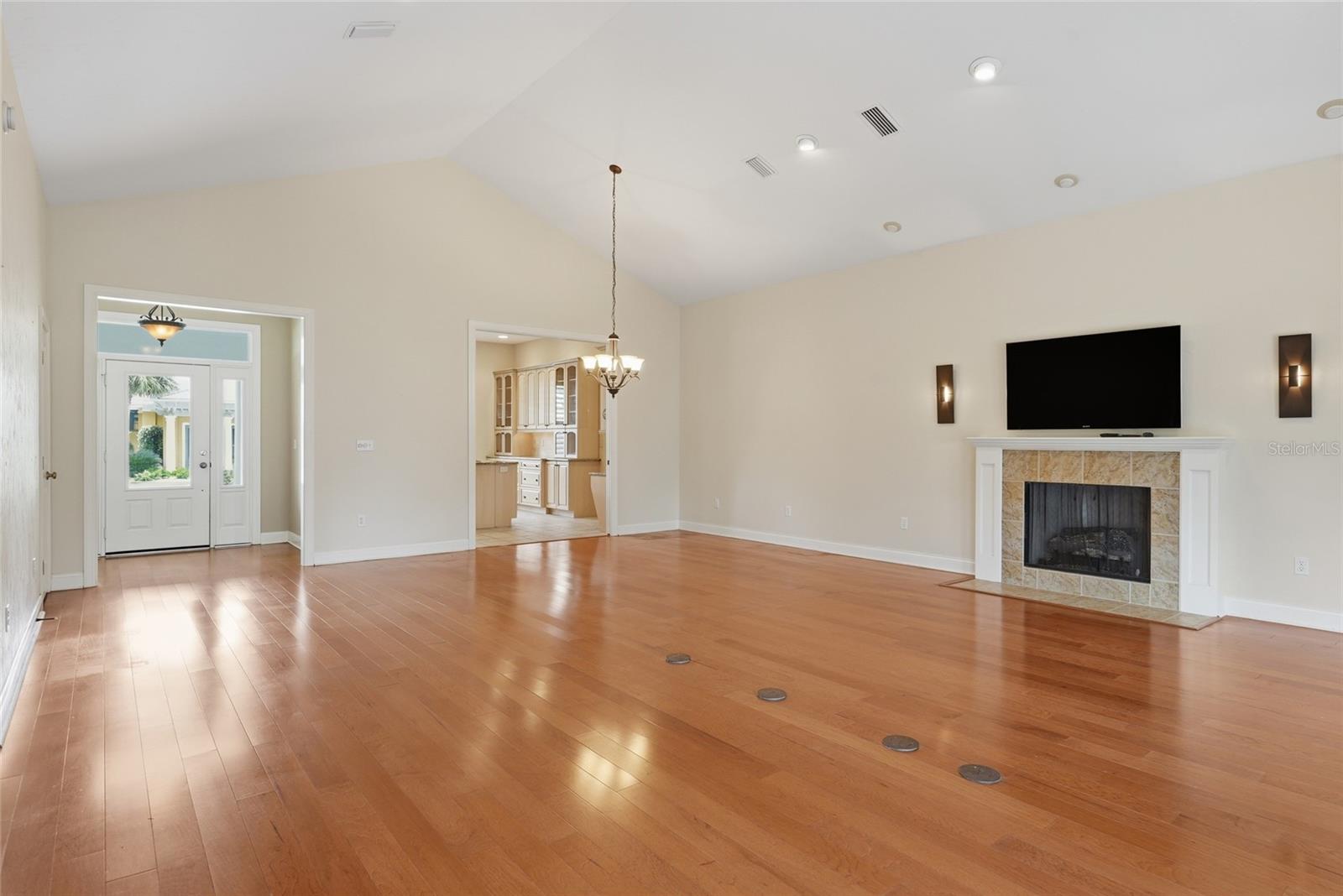 SAVANNA POINTE PH 1 - Residential