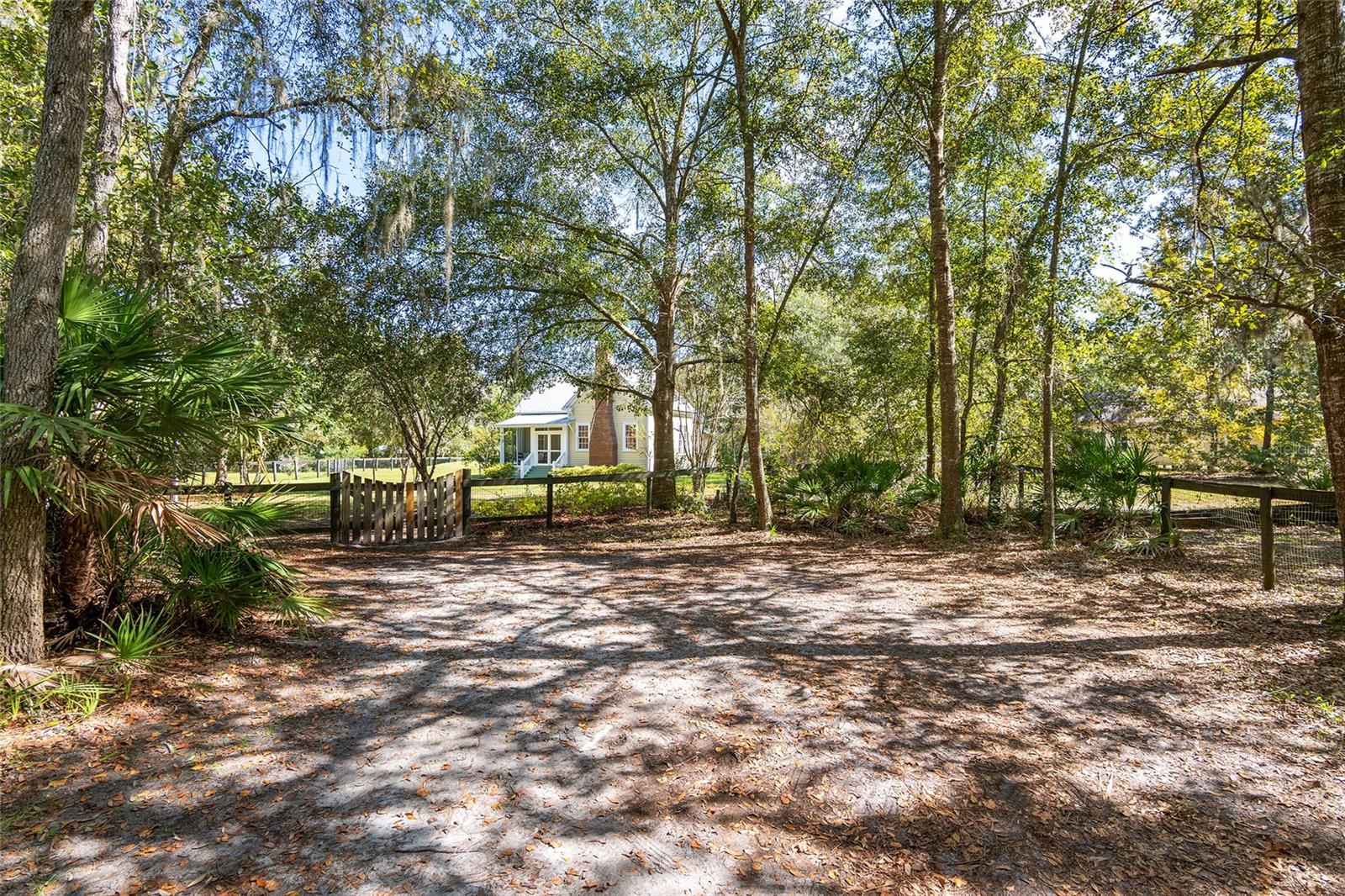 LEITNER TR E LEVY GRANT - Residential