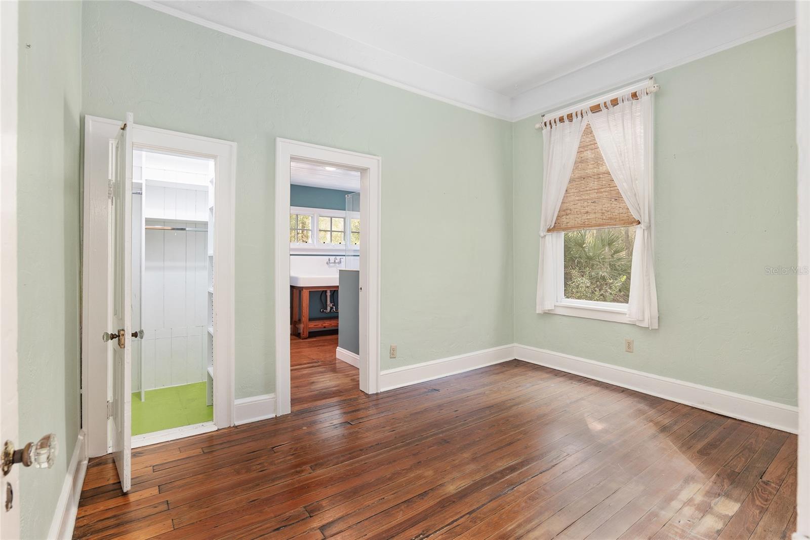 LEITNER TR E LEVY GRANT - Residential