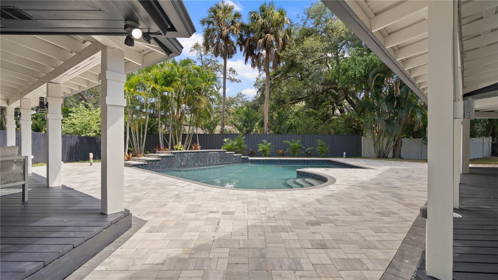 SUNSET PARK - Residential