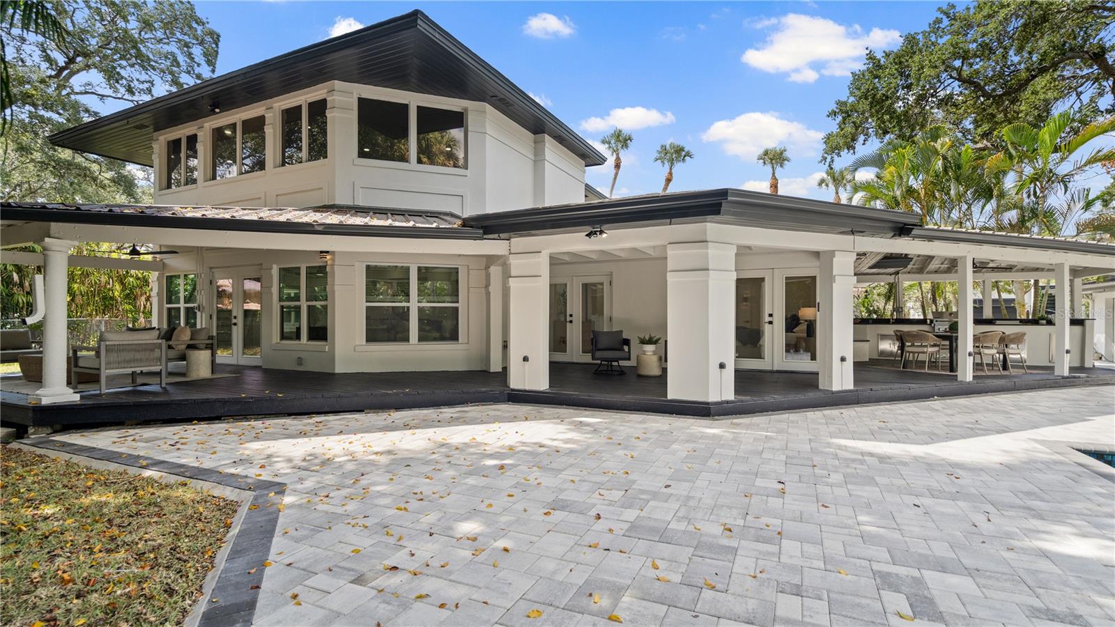 SUNSET PARK - Residential