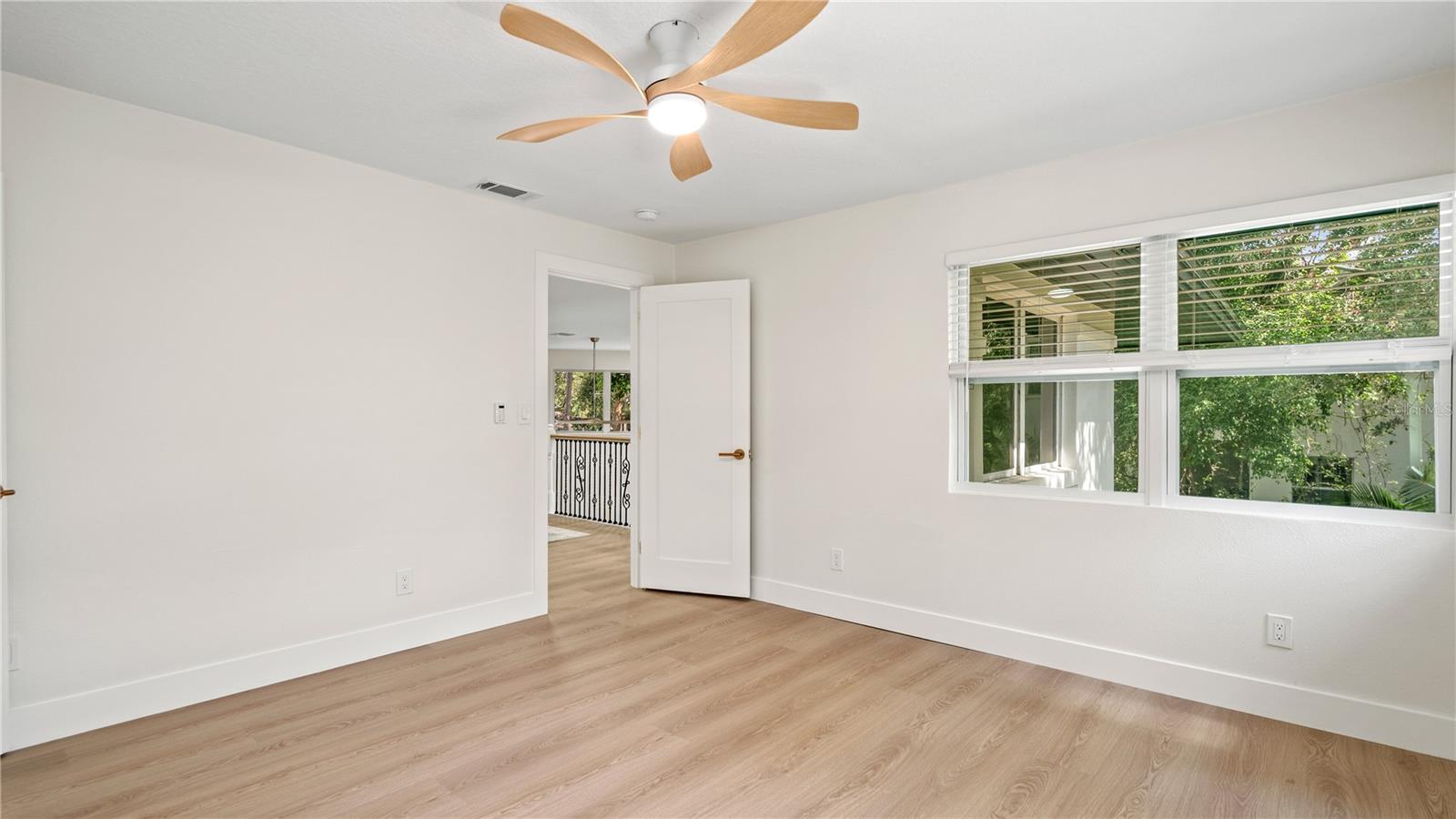 SUNSET PARK - Residential