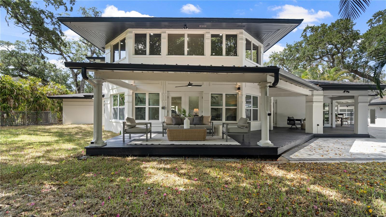 SUNSET PARK - Residential