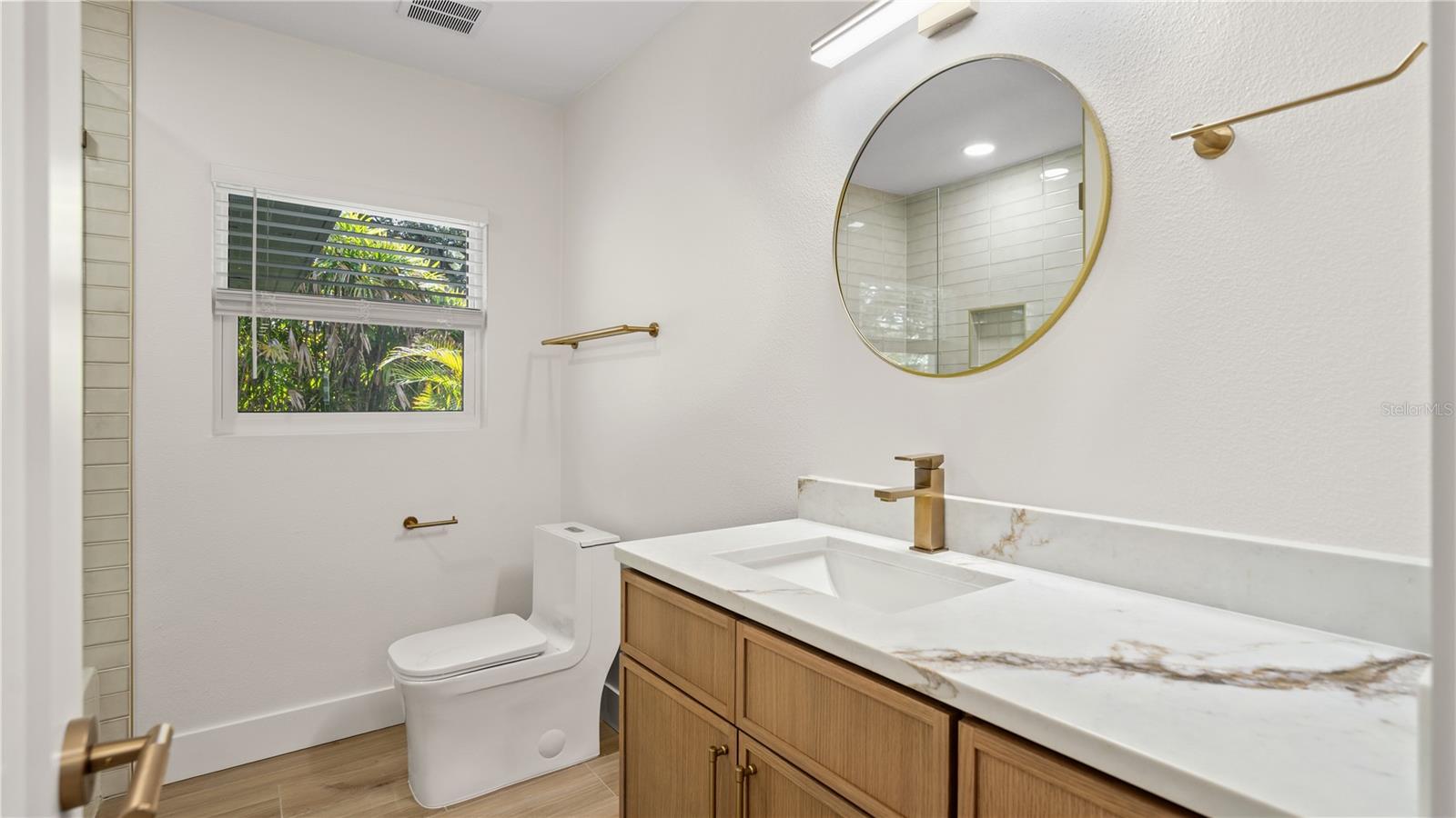 SUNSET PARK - Residential