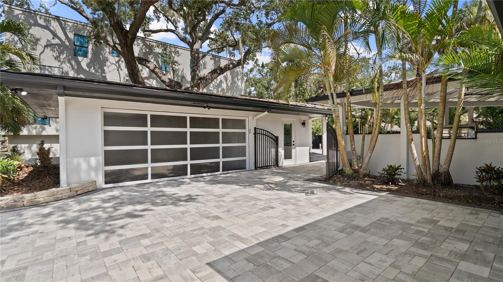 SUNSET PARK - Residential