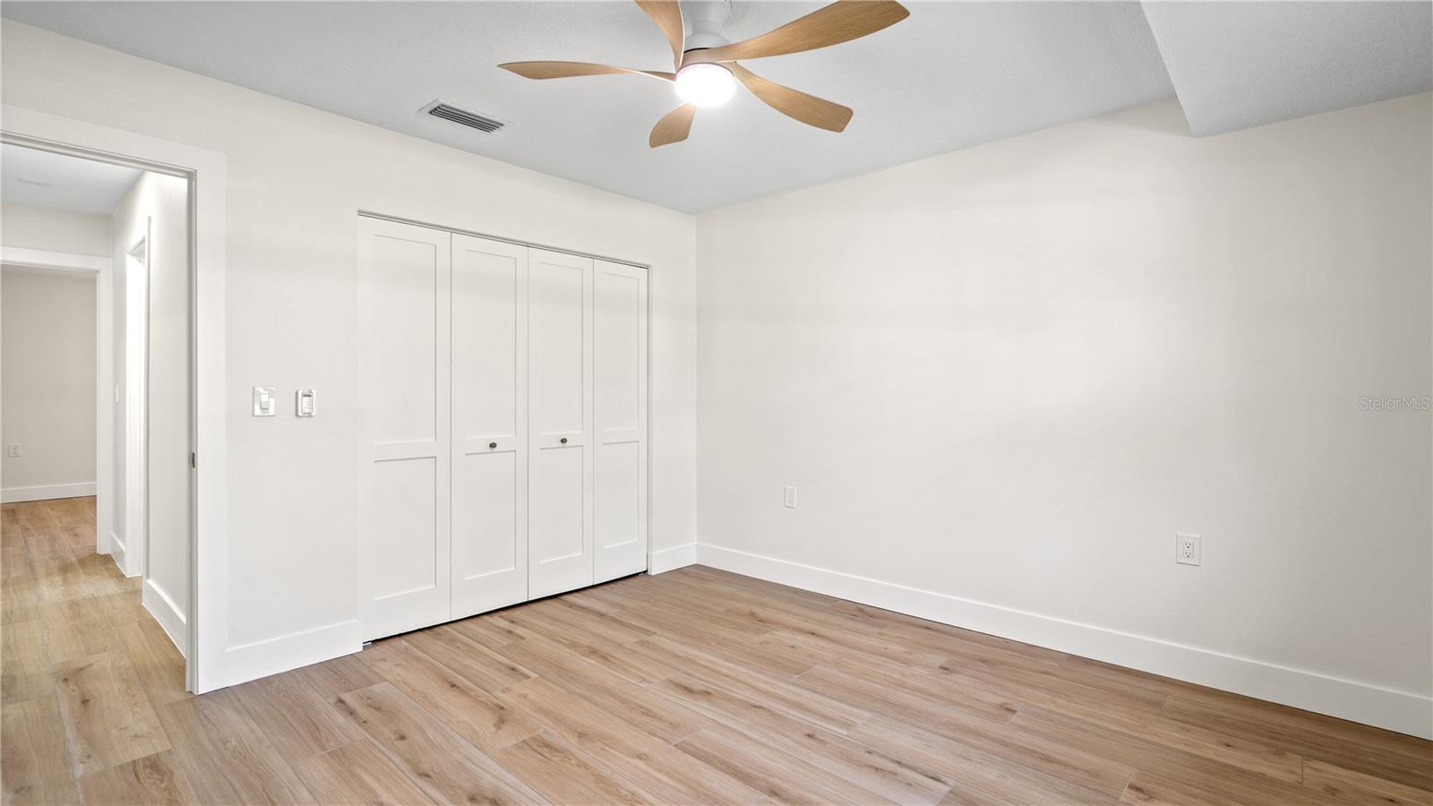 SUNSET PARK - Residential