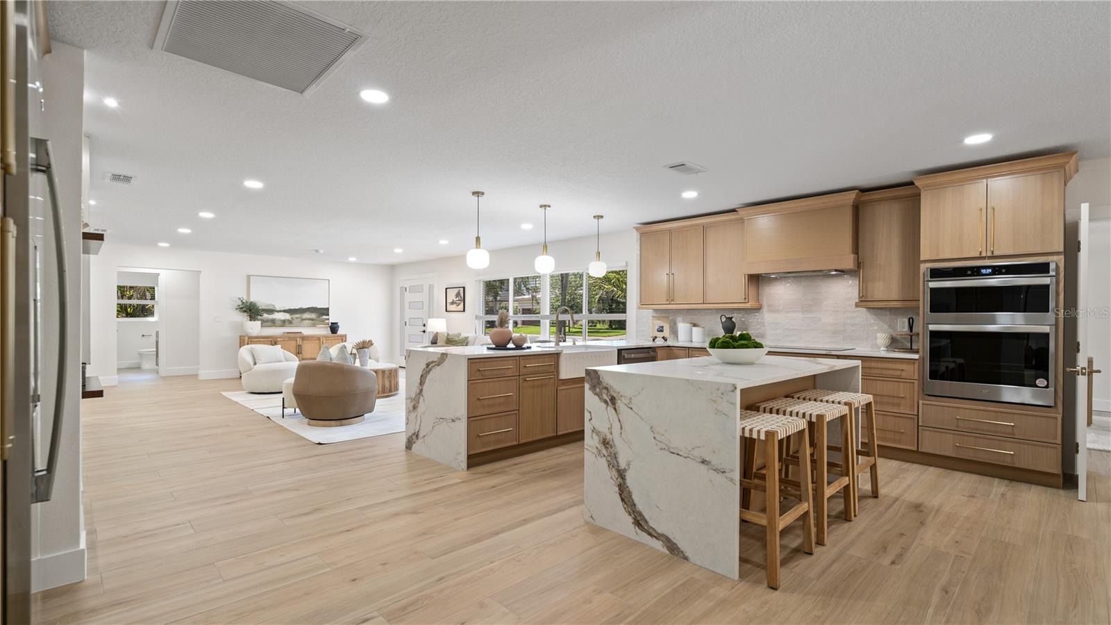 SUNSET PARK - Residential