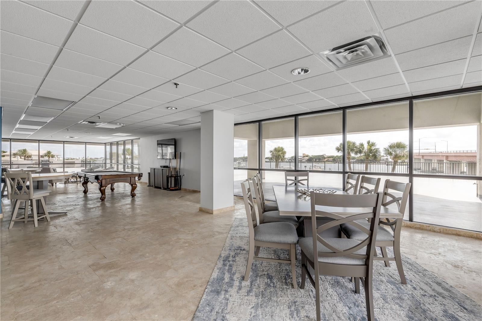 DIAMOND HEAD POINT CONDO - Residential