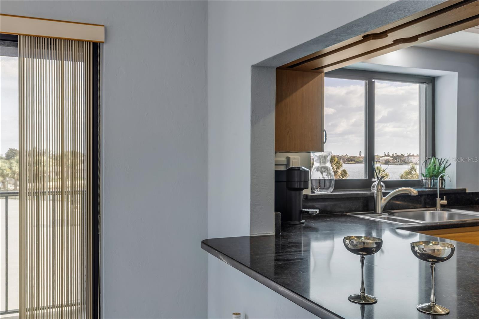 DIAMOND HEAD POINT CONDO - Residential