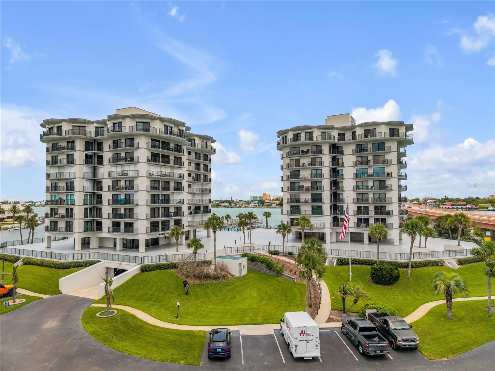 DIAMOND HEAD POINT CONDO - Residential