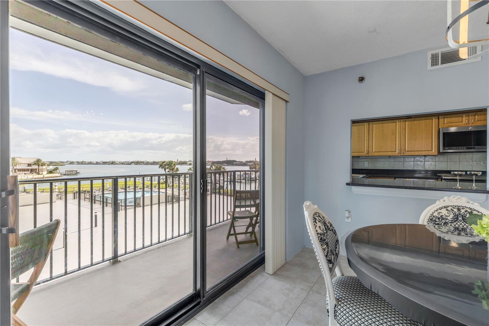 DIAMOND HEAD POINT CONDO - Residential