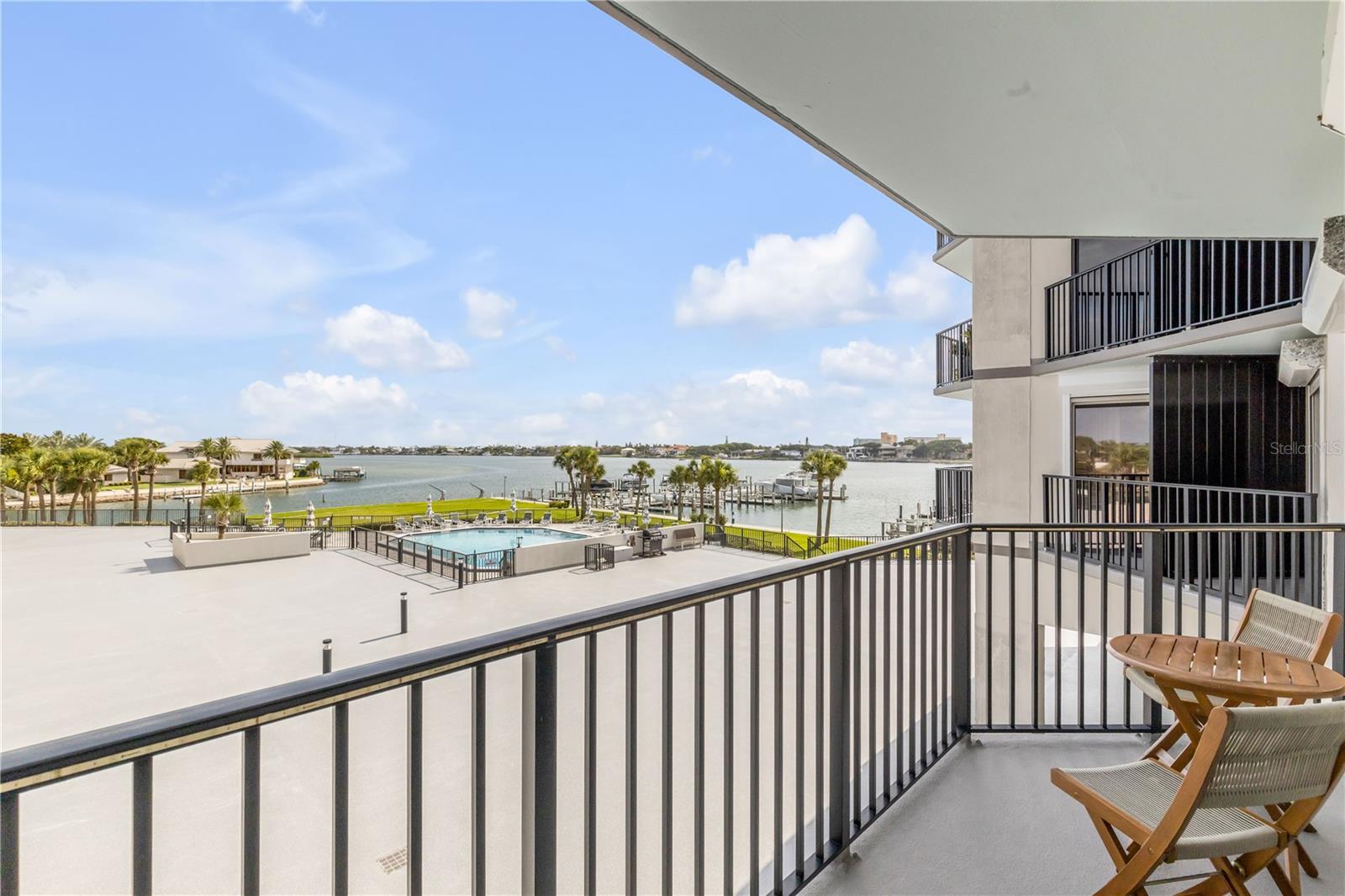DIAMOND HEAD POINT CONDO - Residential