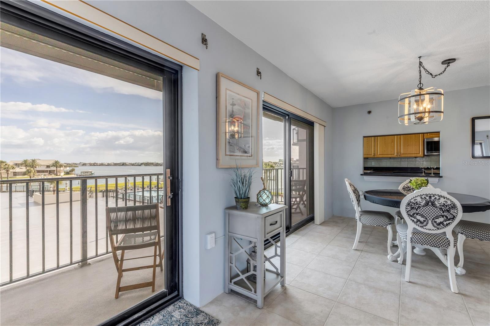 DIAMOND HEAD POINT CONDO - Residential