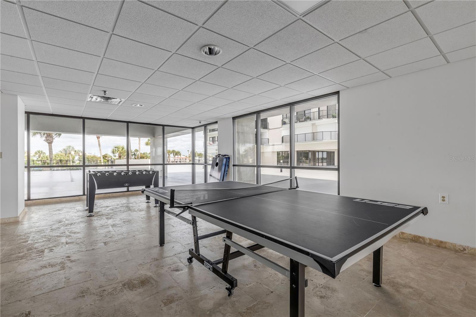 DIAMOND HEAD POINT CONDO - Residential