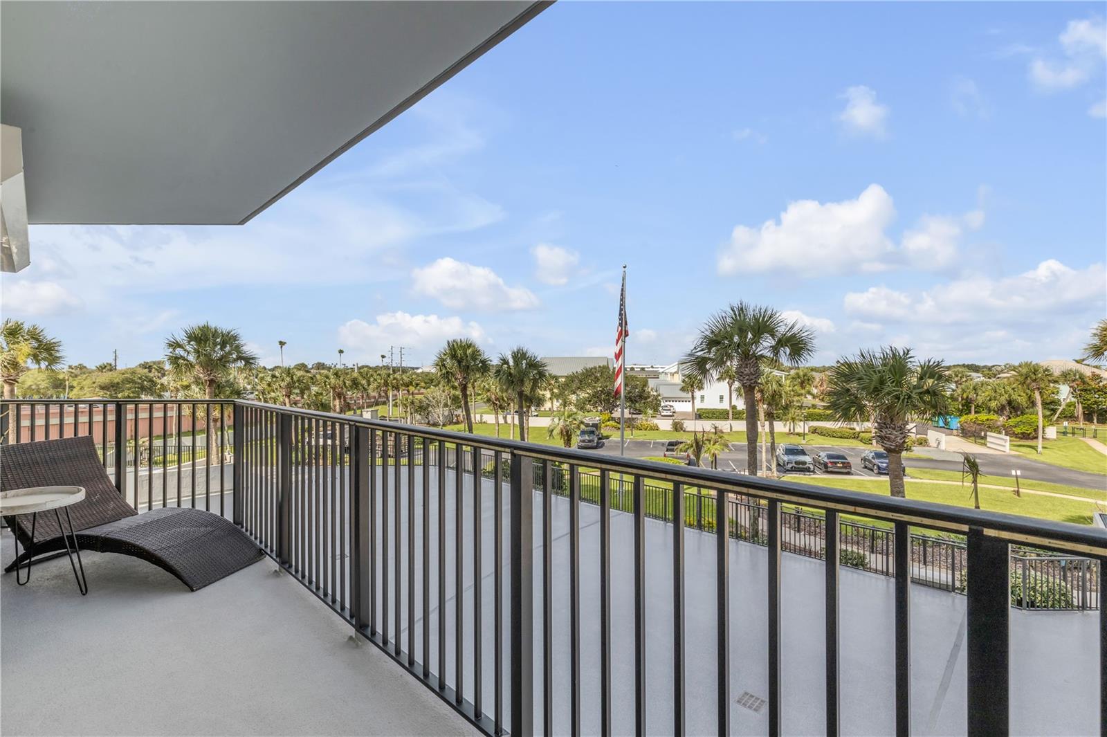 DIAMOND HEAD POINT CONDO - Residential