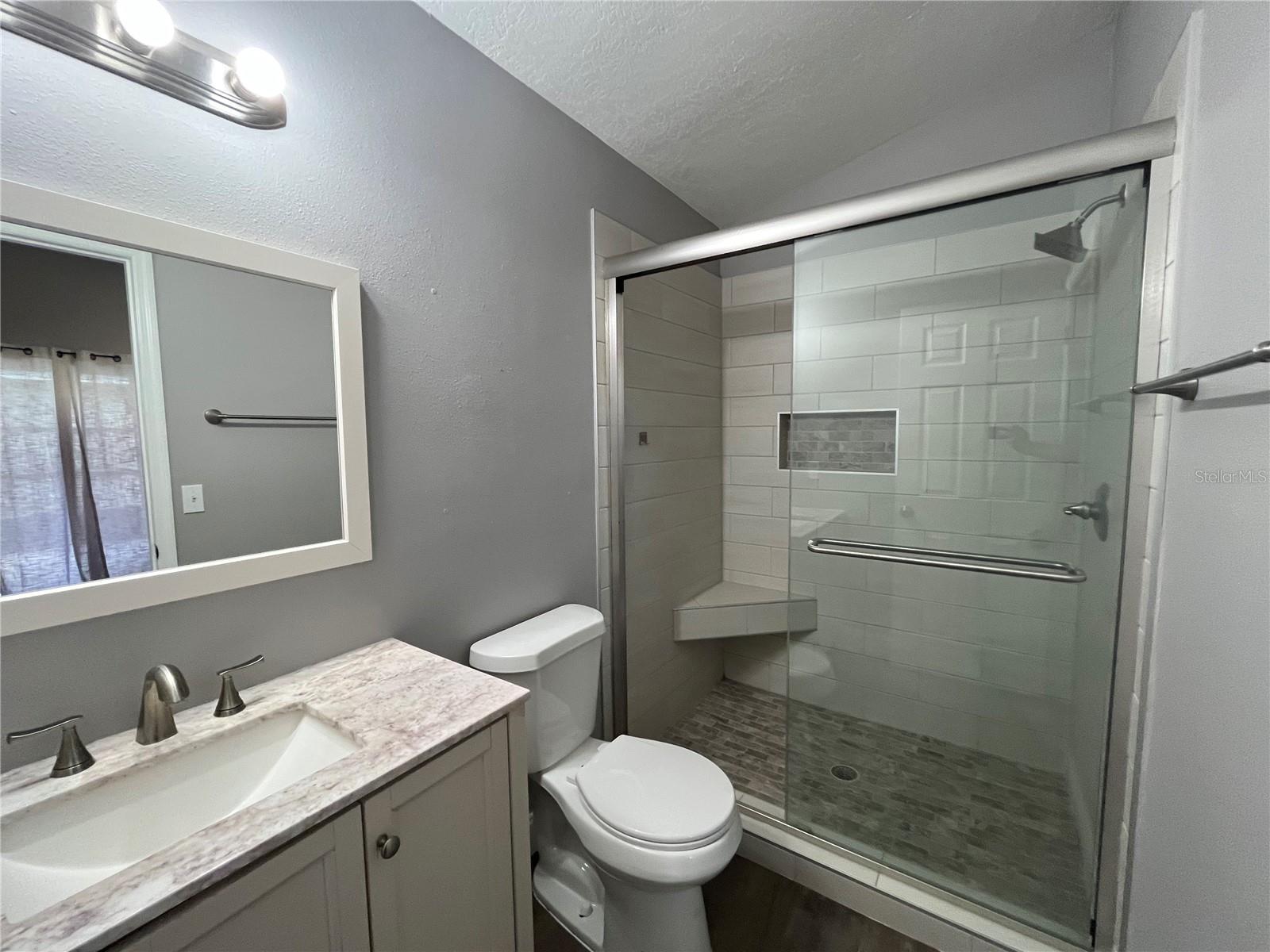 RESERVE AT THE CROSSINGS PH 1 THE - Residential Lease