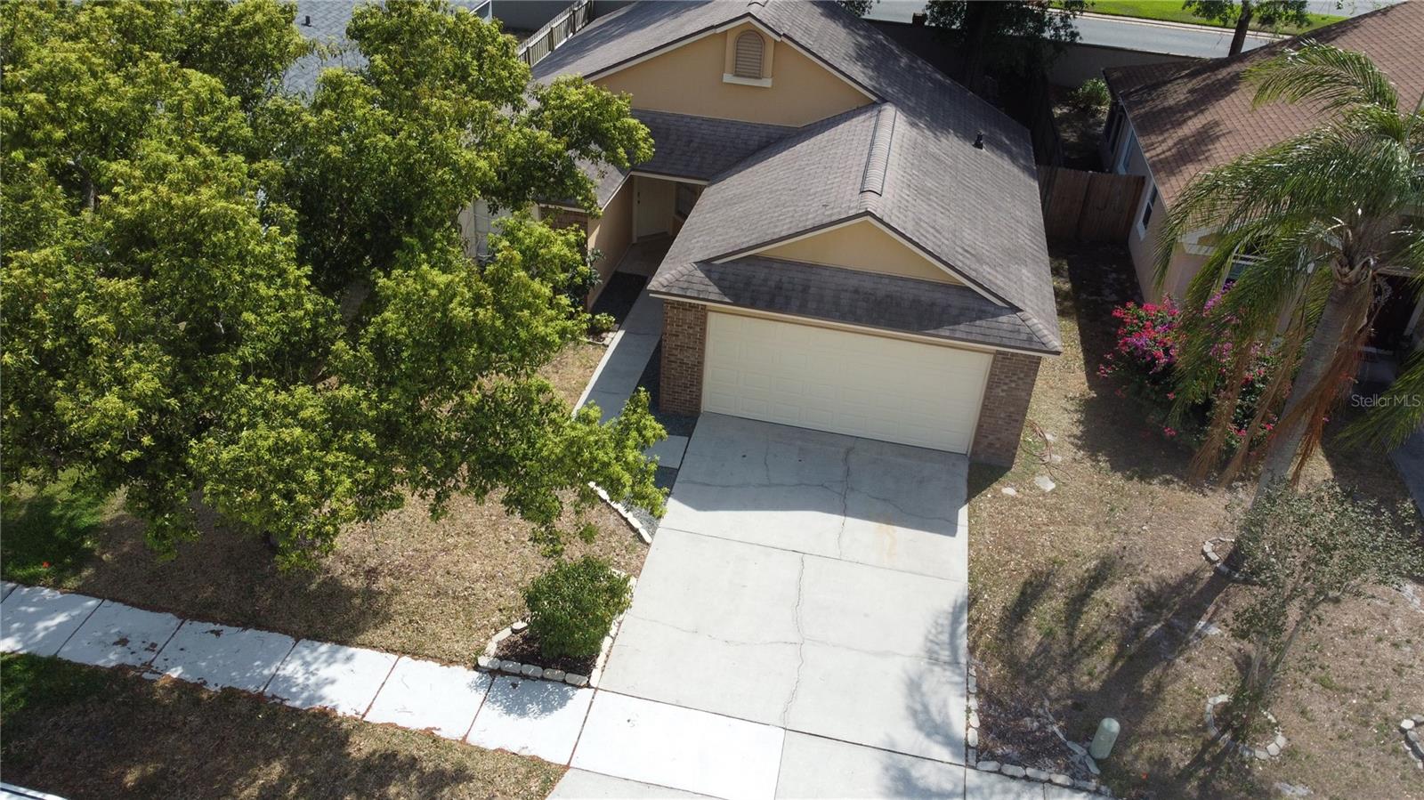 RESERVE AT THE CROSSINGS PH 1 THE - Residential Lease