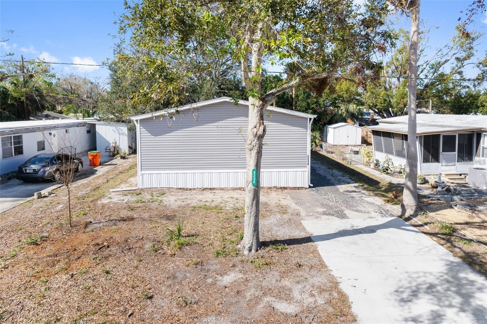 PINE BAY PARK - Residential