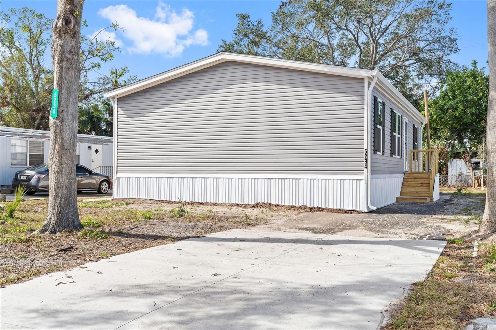 PINE BAY PARK - Residential