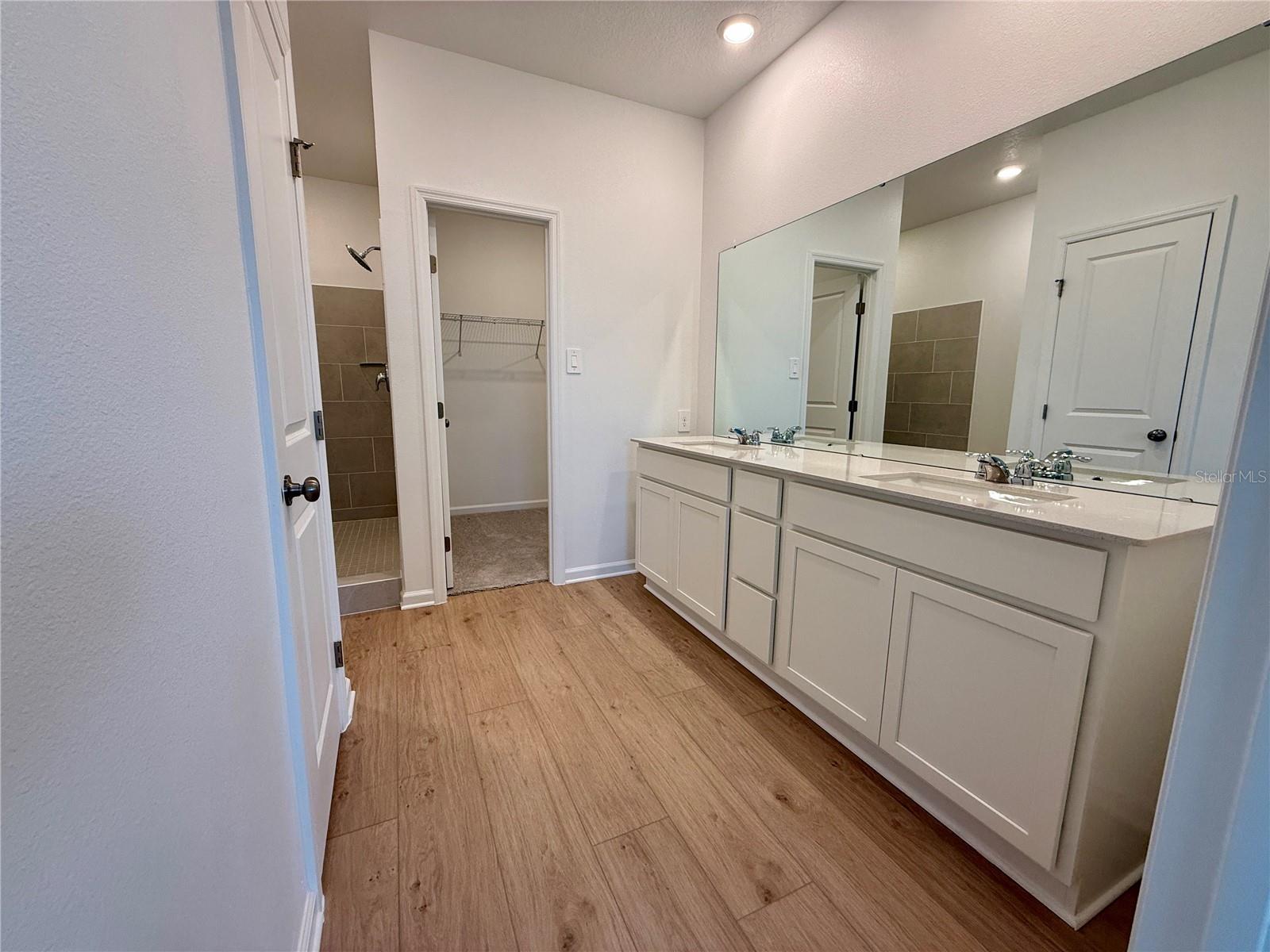 WELLNESS WAY 50S - Residential Lease