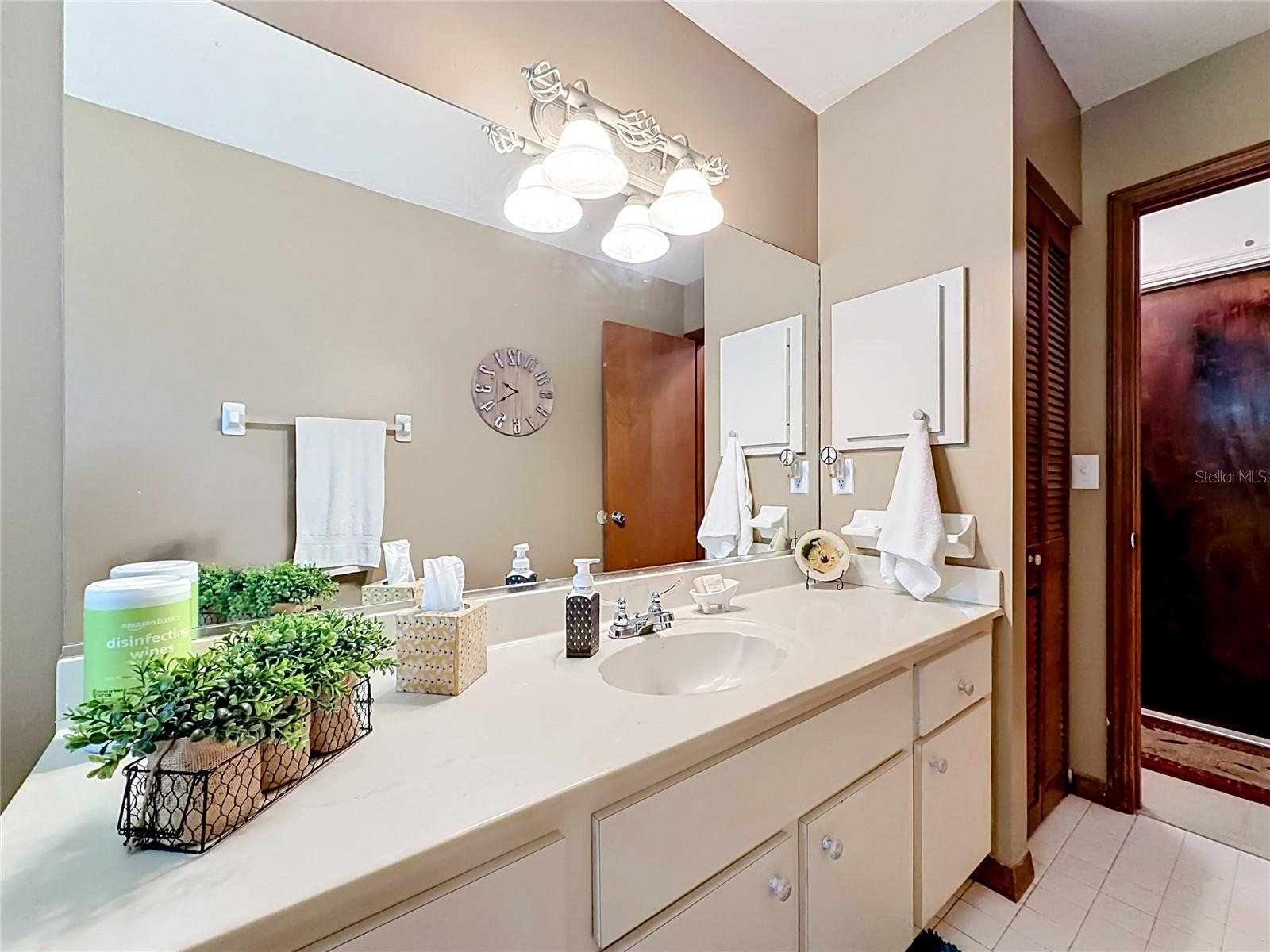 QUAIL RDG - Residential
