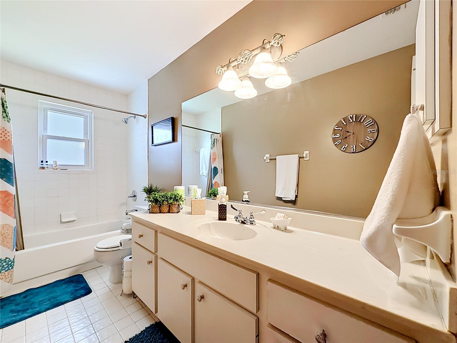 QUAIL RDG - Residential