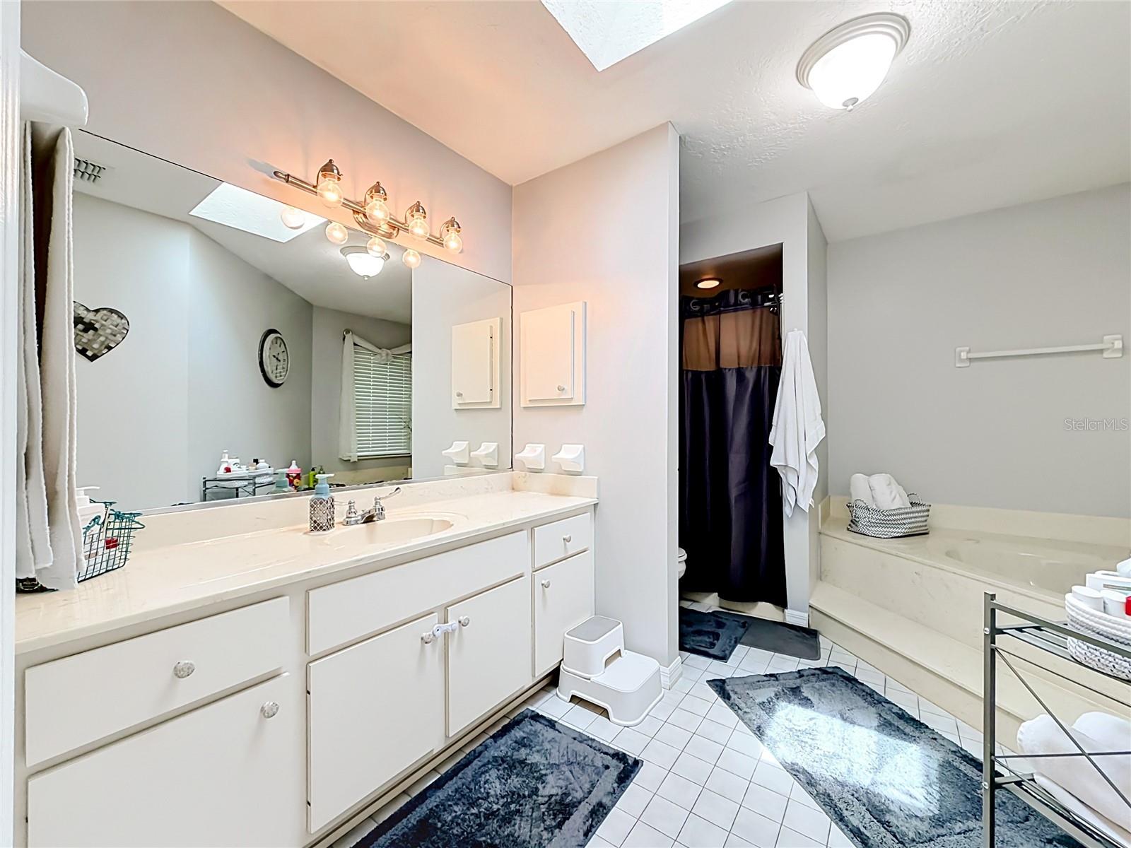 QUAIL RDG - Residential