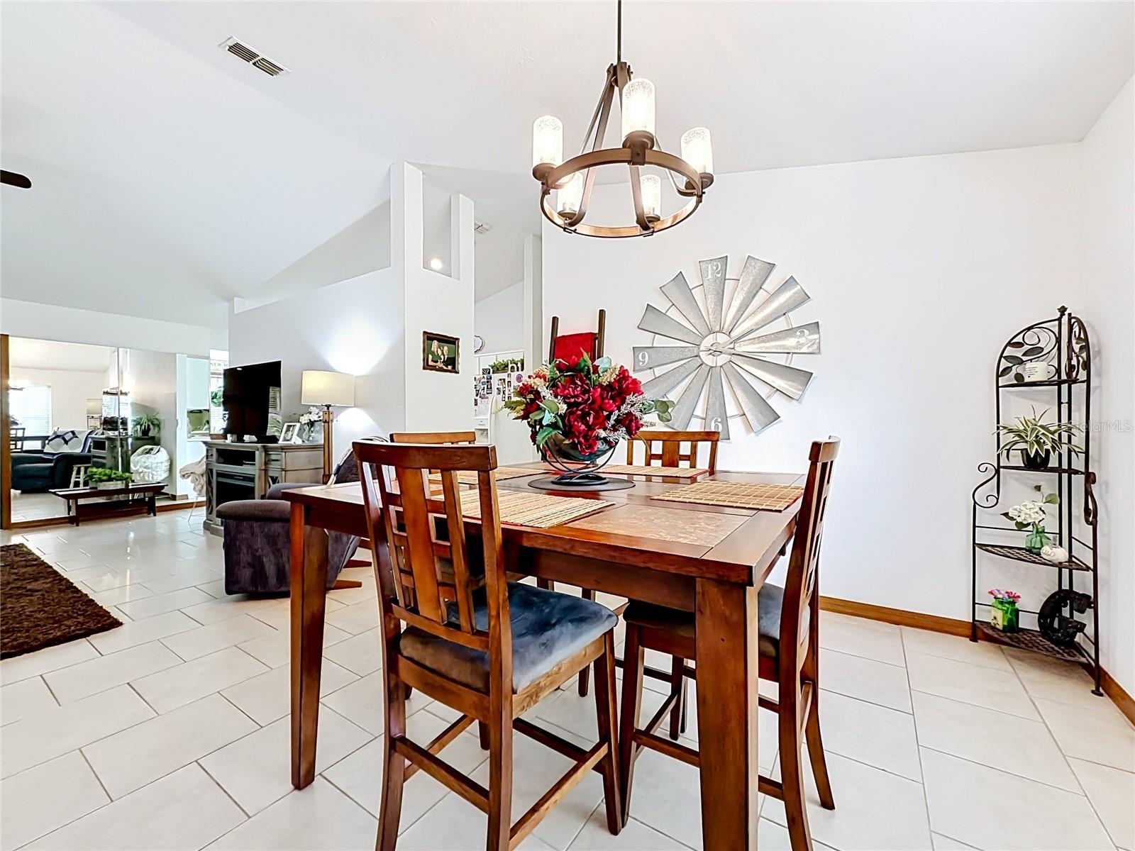 QUAIL RDG - Residential