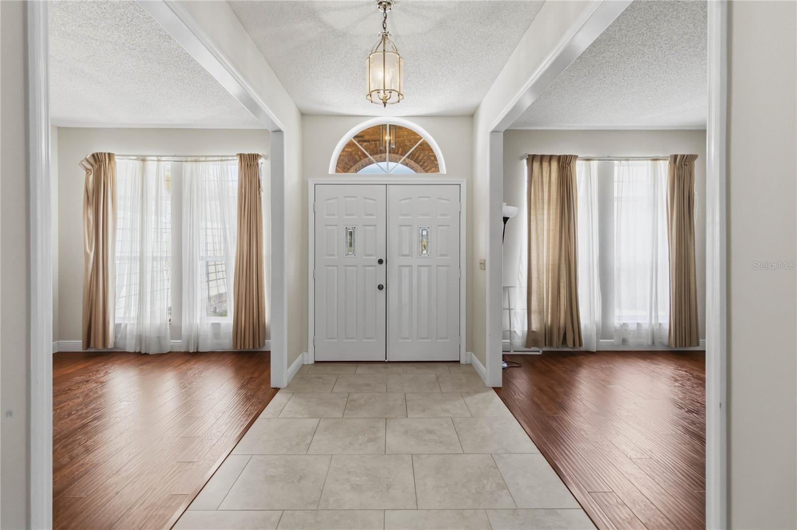 HUNTERS STAND AT CARILLON - Residential