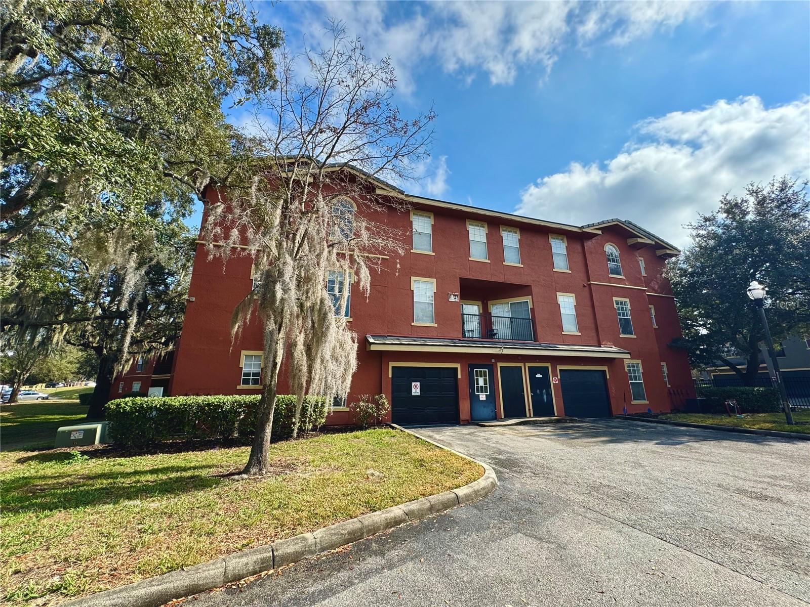 Welcome to this stunning 2-bedroom, 2-bathroom condo with a spacious loft in the highly sought-after Lake Mary community of Notting Hill. Thoughtfully designed with comfort and style in mind, this bright and airy residence offers the perfect blend of functionality and elegance in one of Central Florida’s premier locations.
Step inside to soaring ceilings, expansive windows, and a large private balcony that floods the home with natural light, creating an inviting open-concept atmosphere. The main living areas feature durable ceramic tile flooring, while the versatile loft provides a warm, carpeted retreat ideal for a home office, guest space, media room, or additional lounge area.
Perfectly positioned with convenient access to the Seminole Trail and I-4, this home places you just minutes from premier shopping, dining, entertainment, and major business hubs—offering both convenience and lifestyle in the heart of Central Florida.