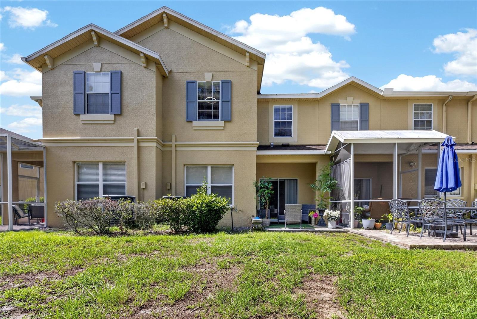 RIVER WALK - Residential