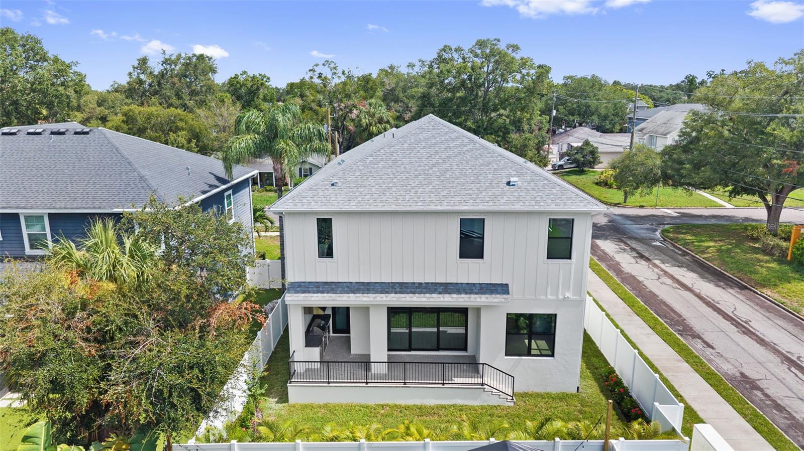 MARYLAND MANOR REV - Residential
