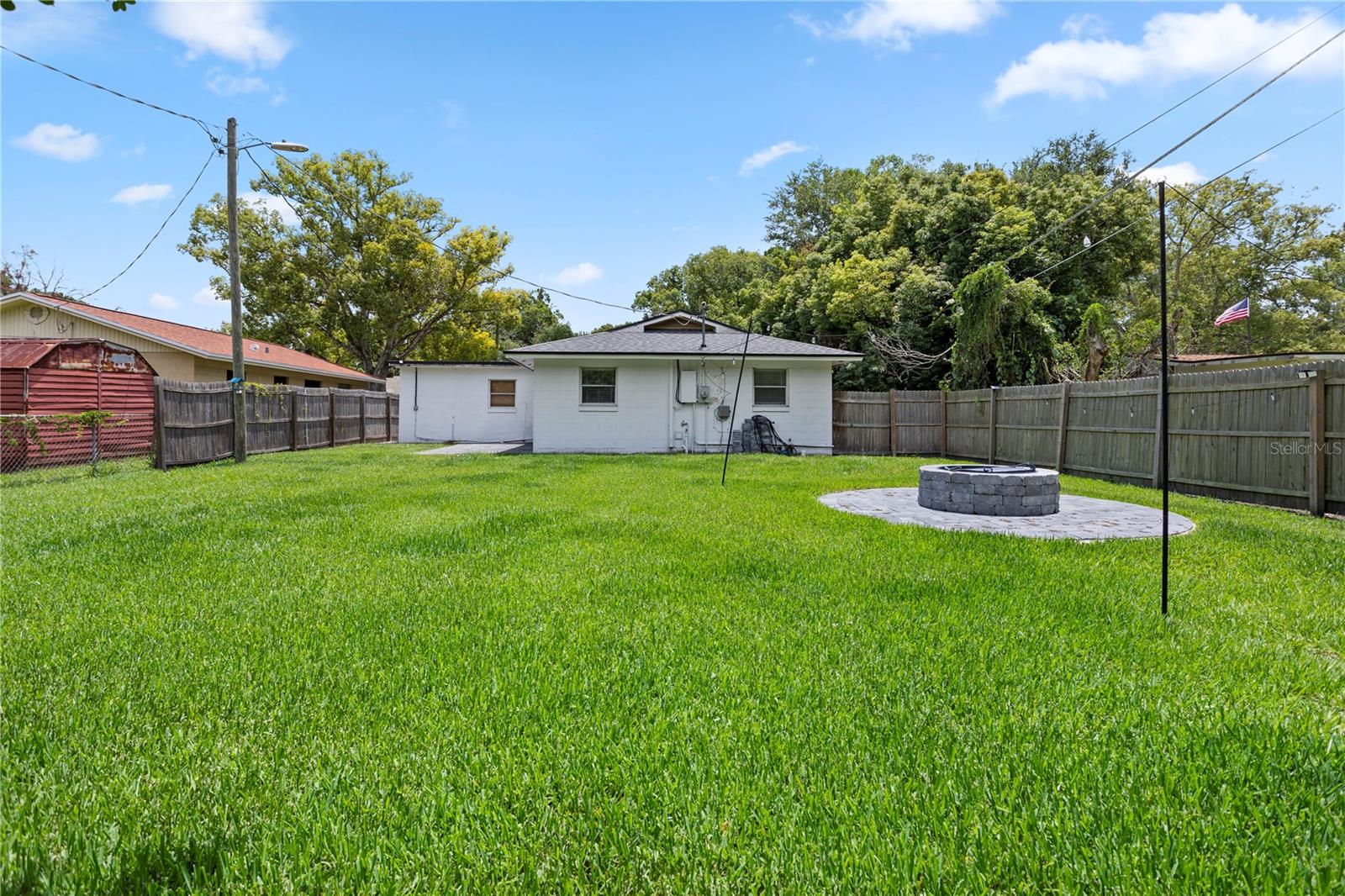 SOUTH PARK SANFORD - Residential