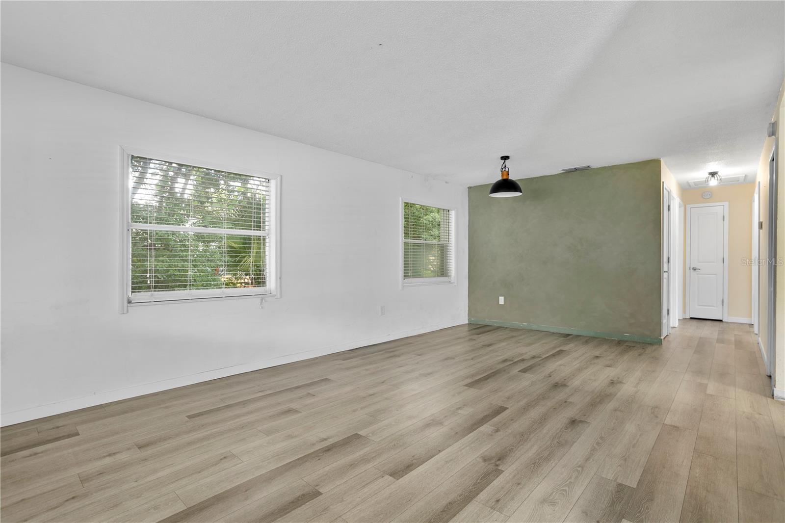 SOUTH PARK SANFORD - Residential