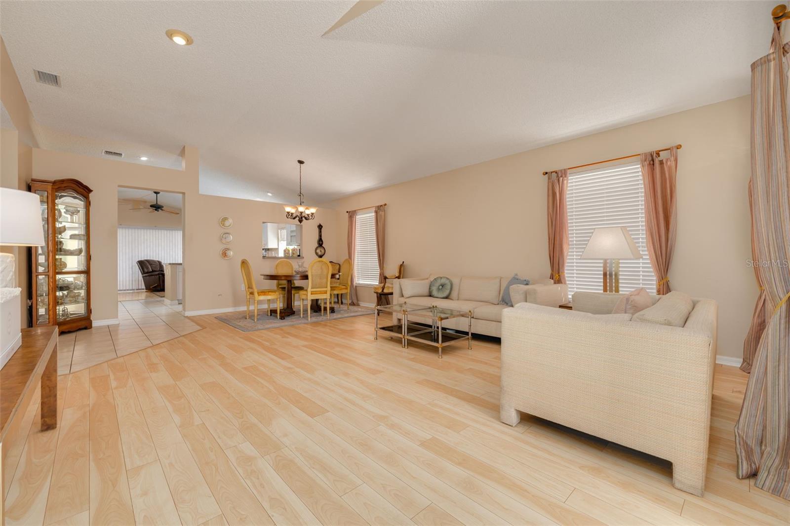 WYNDTREE VILLAGE 11 12 - Residential