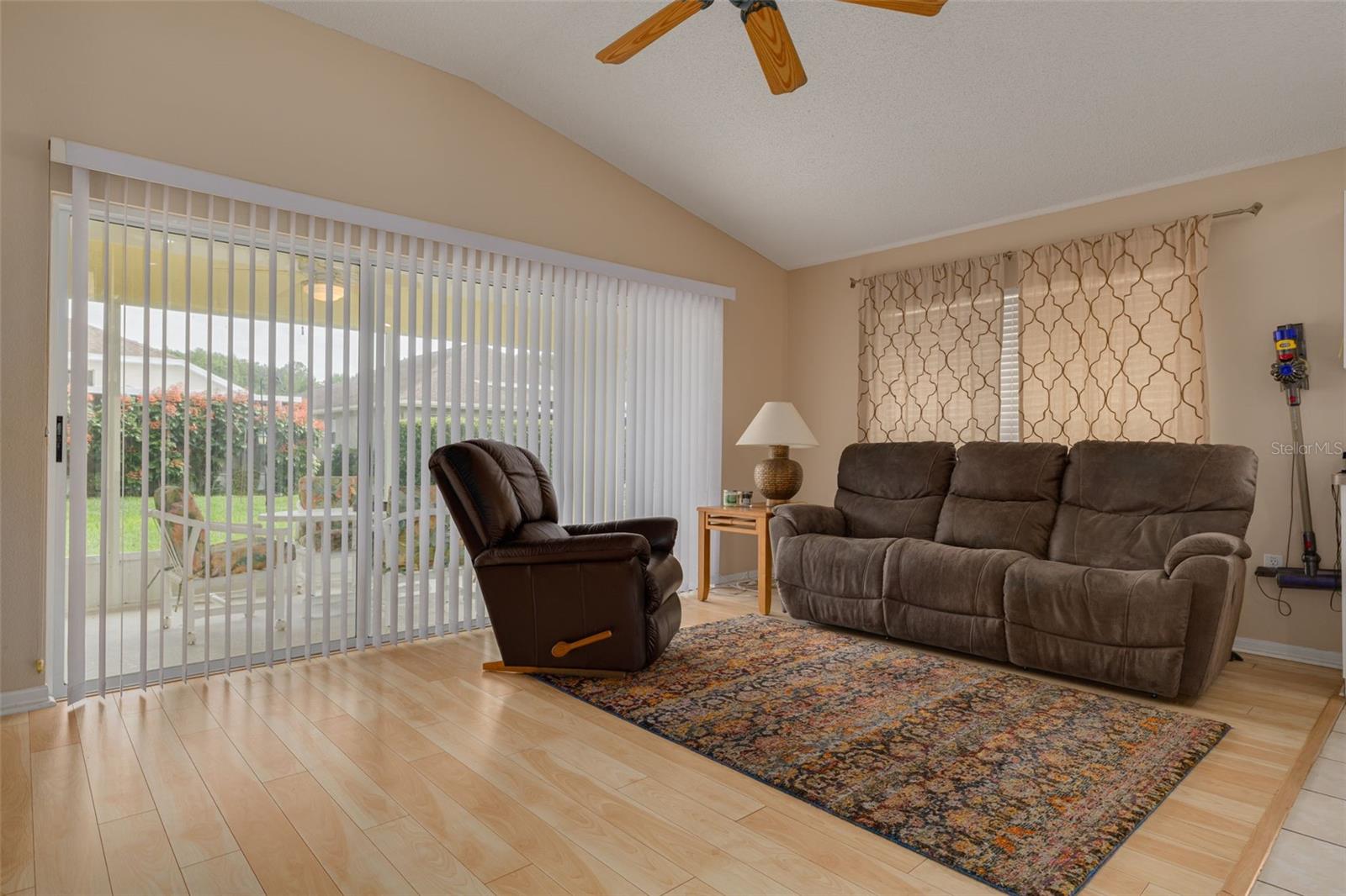 WYNDTREE VILLAGE 11 12 - Residential