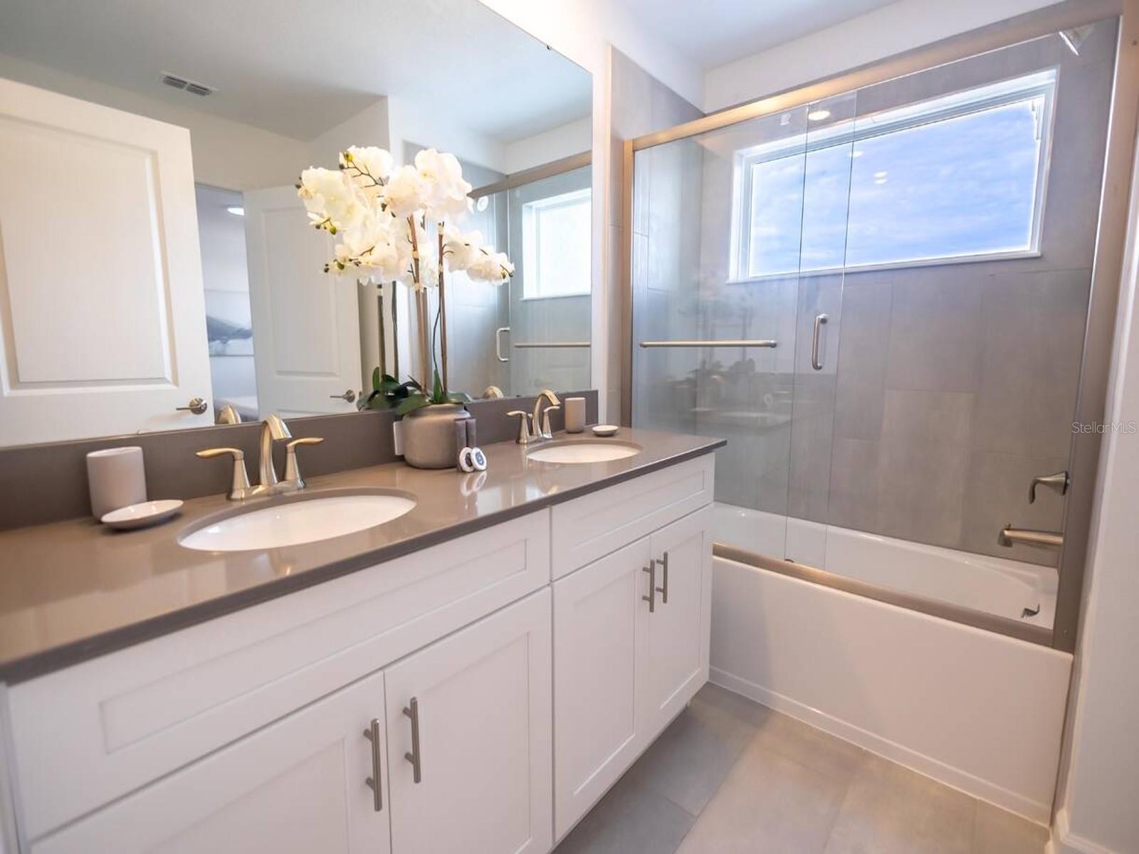 COVE AT STOREY LAKE 5 - Residential