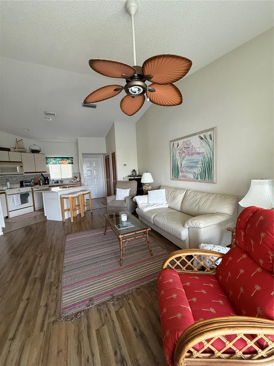 BLUFFS OF SEBRING CONDO - Residential