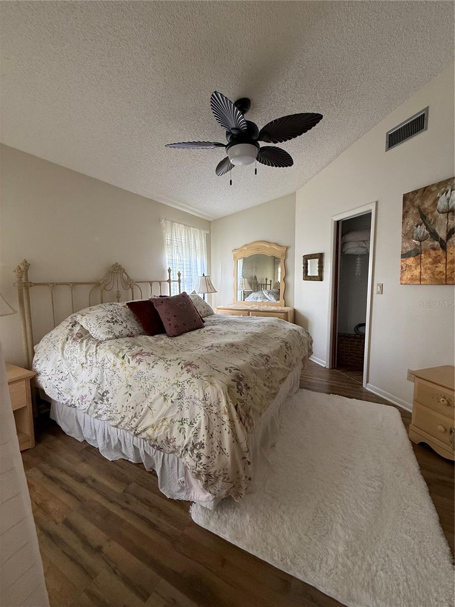 BLUFFS OF SEBRING CONDO - Residential