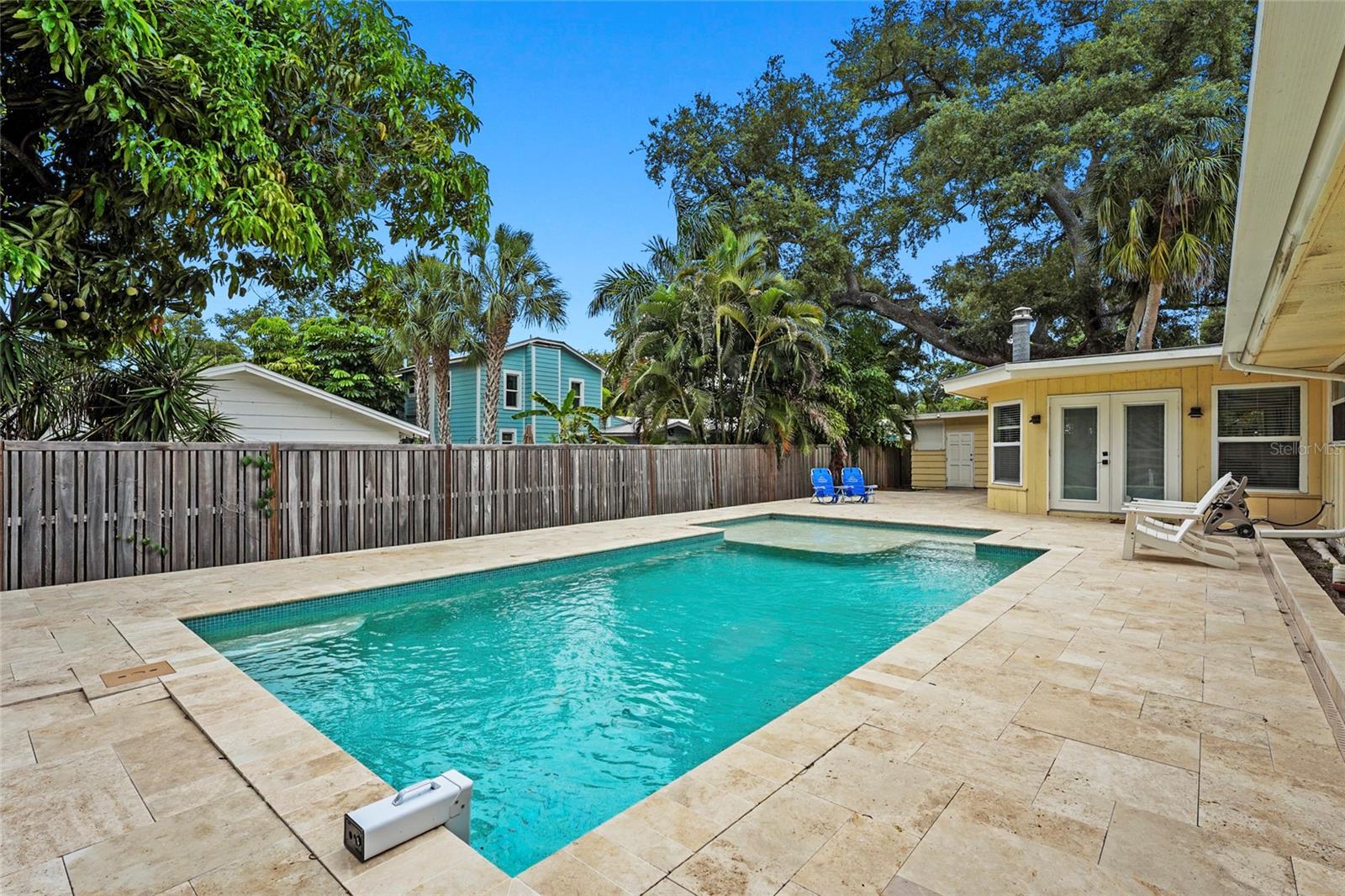 SARASOTA BAY PARK - Residential