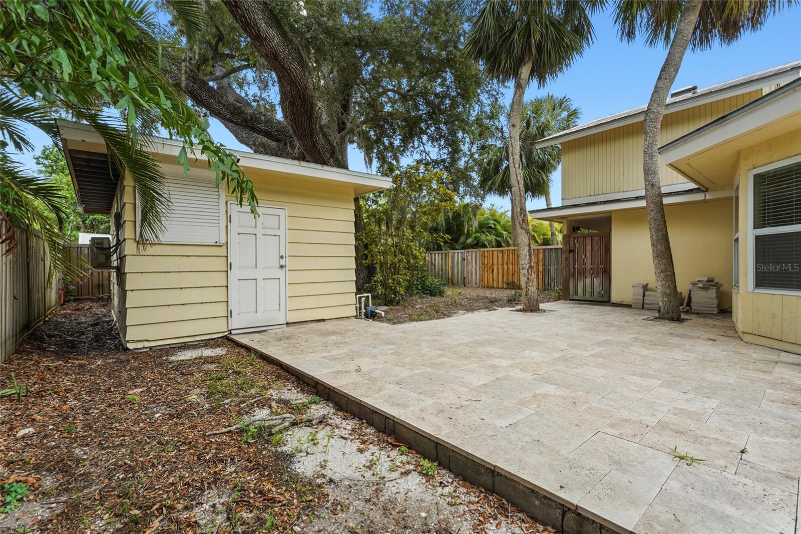 SARASOTA BAY PARK - Residential