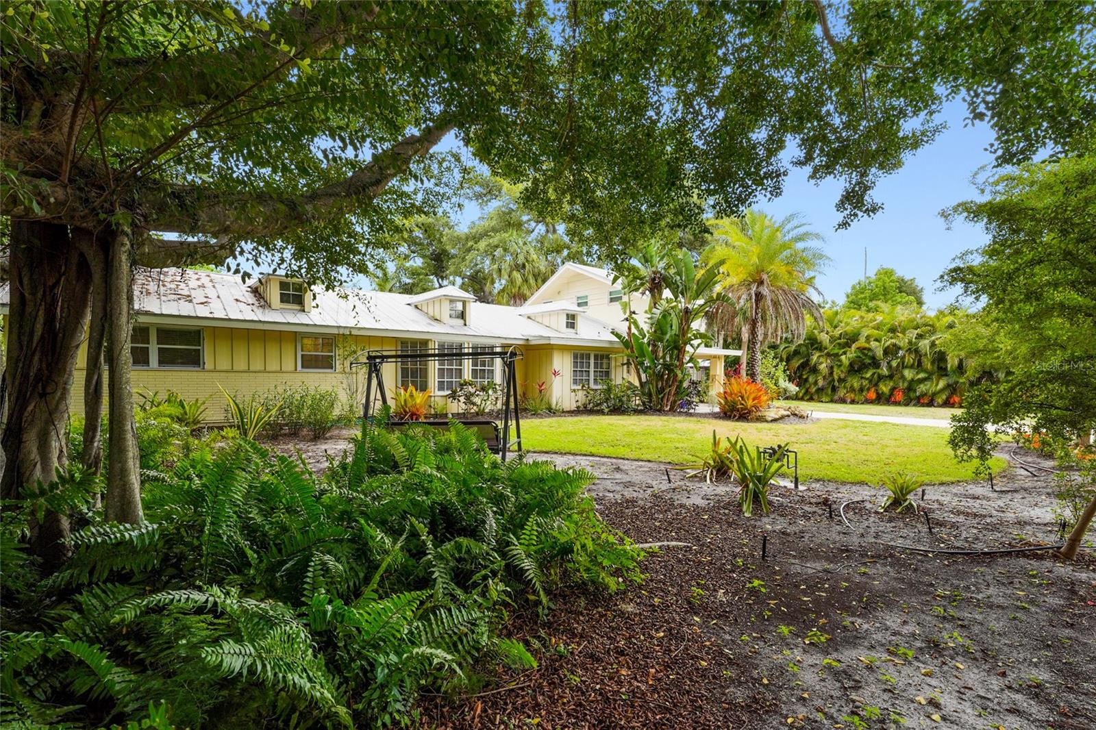 SARASOTA BAY PARK - Residential