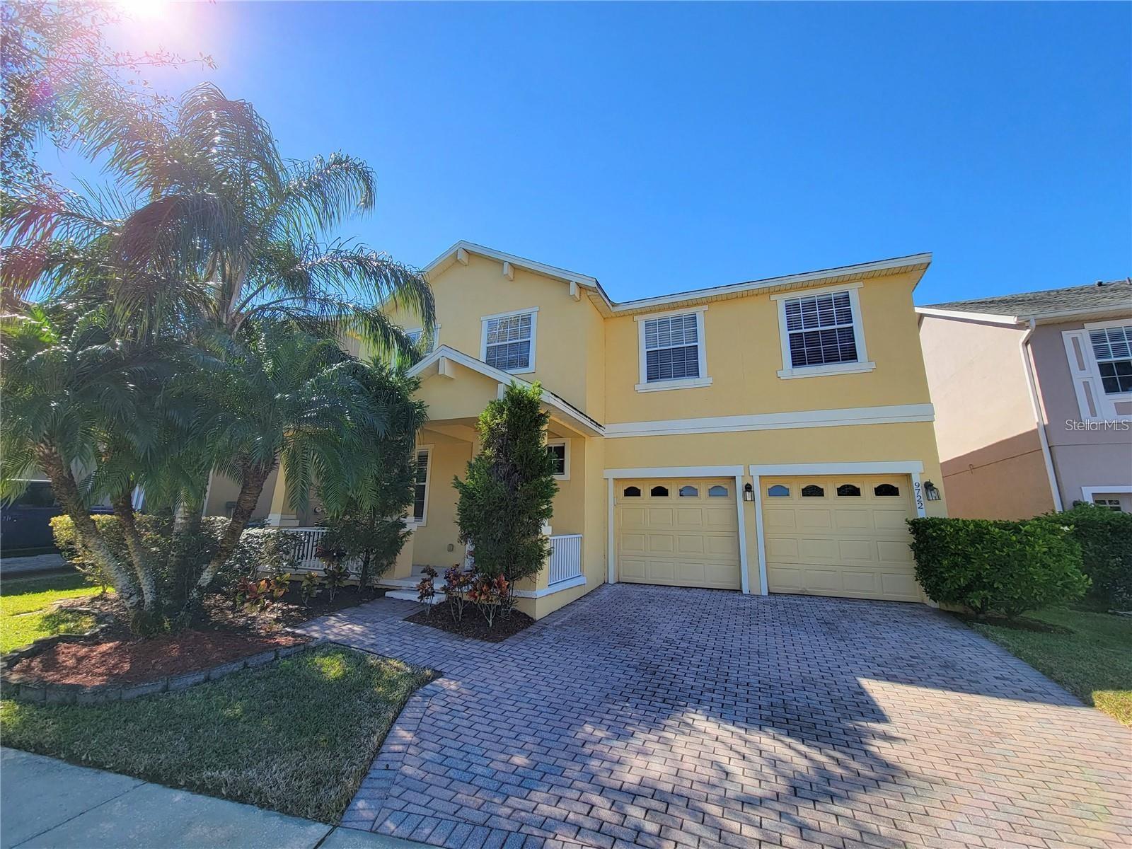 EAST PARK-NEIGHBORHOOD 5 - Residential Lease