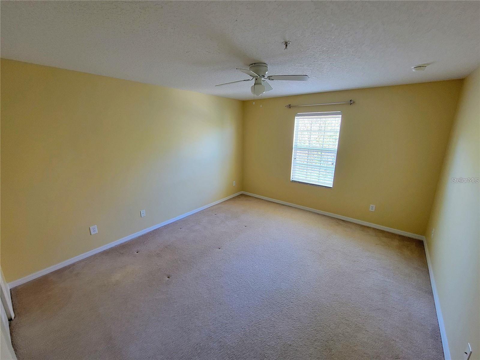EAST PARK-NEIGHBORHOOD 5 - Residential Lease