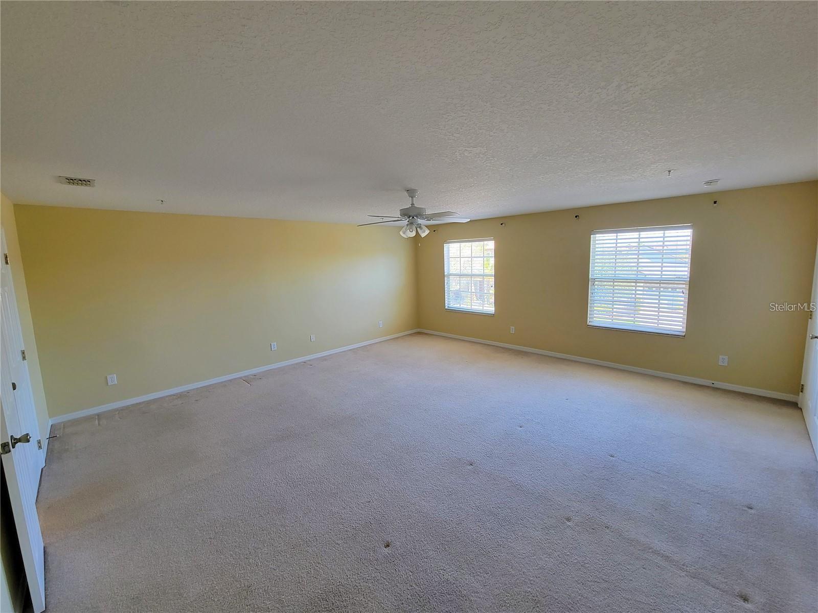 EAST PARK-NEIGHBORHOOD 5 - Residential Lease
