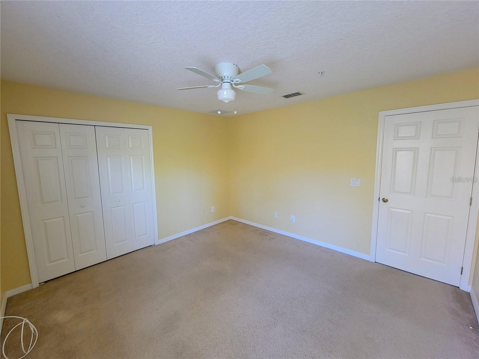 EAST PARK-NEIGHBORHOOD 5 - Residential Lease